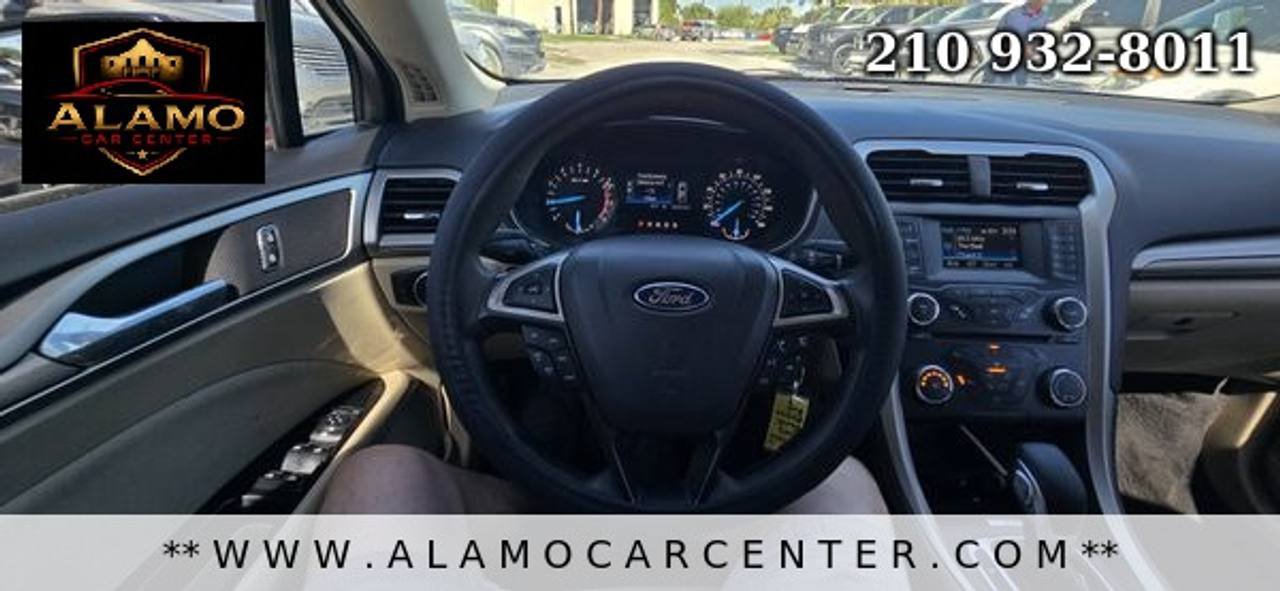 Used 2013 Ford Fusion SE FWD image 35
