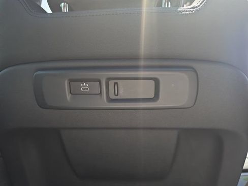 Used 2022 BMW X5 xDrive40i AWD/4WD image 22