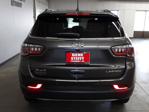 Used 2023 Jeep Compass Limited AWD/4WD image 6