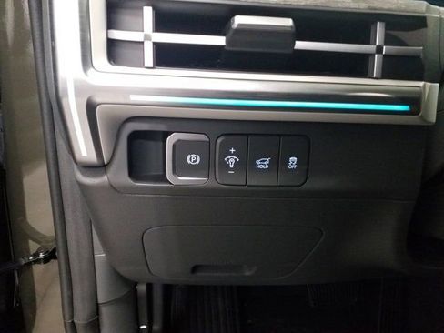 Certified 2025 Hyundai Santa Fe Calligraphy image 10