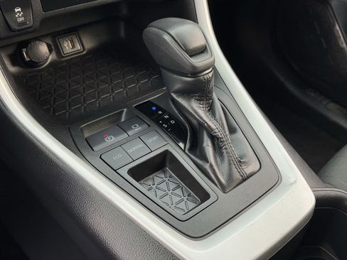 Used 2023 Toyota RAV4 XLE image 18