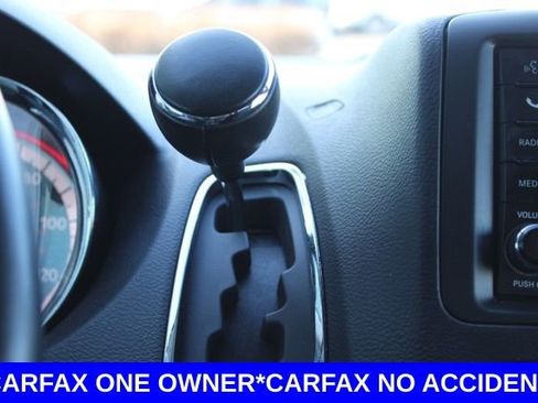 Used 2019 Dodge Grand Caravan SE w/ UConnect Hands-Free Group image 33