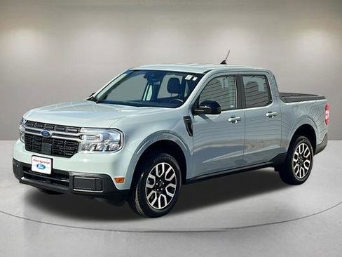 Certified 2024 Ford Maverick Lariat image 2