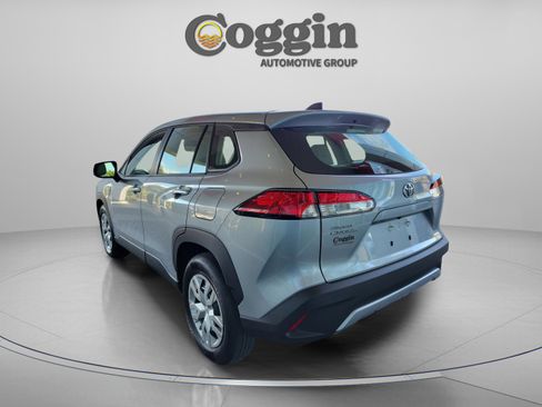 Certified 2025 Toyota Corolla Cross L image 3