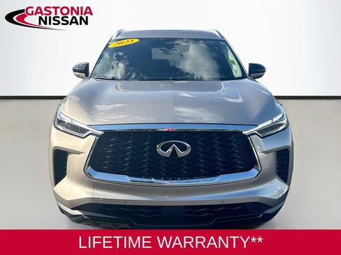 Used 2023 INFINITI QX60 Luxe w/ Performance Audio Package FWD image 2