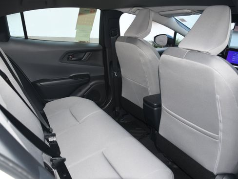 New 2026 Toyota Prius LE image 10