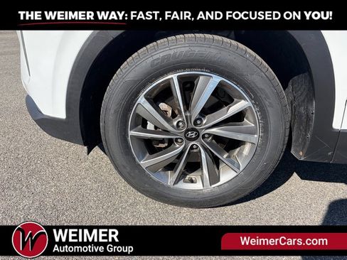 Used 2020 Hyundai Santa Fe SEL w/ Convenience Package AWD/4WD image 10