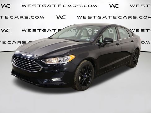 Used 2020 Ford Fusion SE w/ Equipment Group 151A image 1