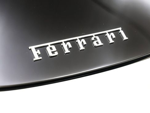 Used 2022 Ferrari Roma image 8
