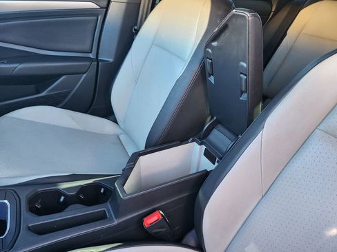 Used 2020 Volkswagen Jetta R-Line image 26