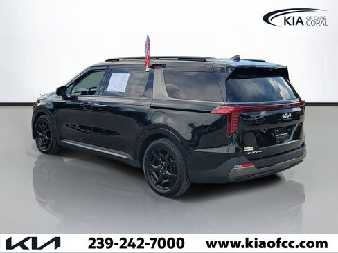 Certified 2025 Kia Carnival SX Prestige FWD image 4