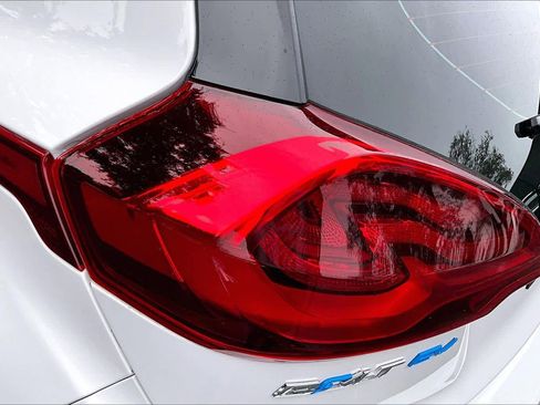 Used 2021 Chevrolet Bolt Premier w/ Infotainment Package image 29