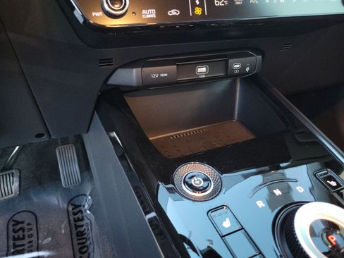 New 2026 Kia Niro Wind FWD image 22