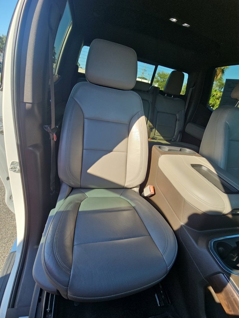 Used 2020 GMC Sierra 1500 SLT w/ SLT Premium Plus Package AWD/4WD image 24