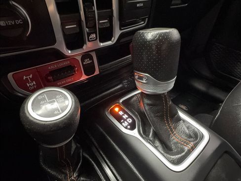 Used 2021 Jeep Gladiator Mojave AWD/4WD image 44