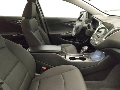 Used 2024 Chevrolet Malibu LS FWD image 21