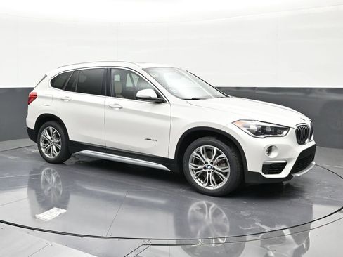 Used 2017 BMW X1 xDrive28i image 7
