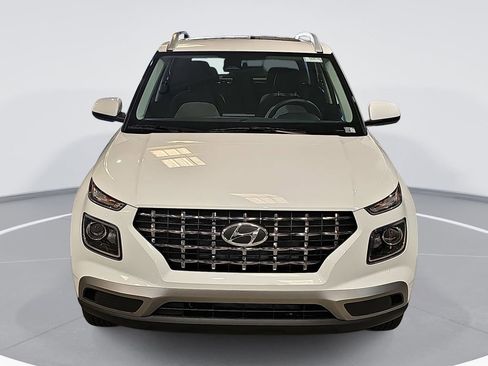 New 2026 Hyundai Venue SEL FWD image 2