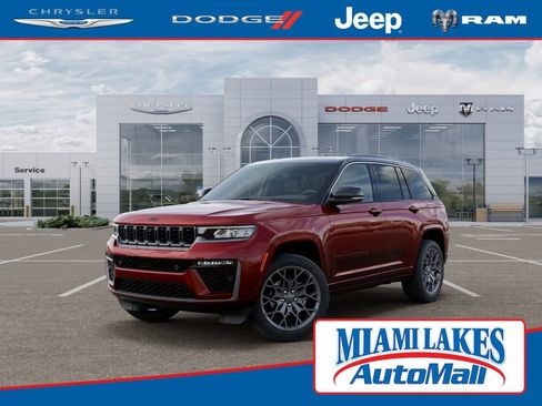 New 2026 Jeep Grand Cherokee Summit AWD/4WD image 1