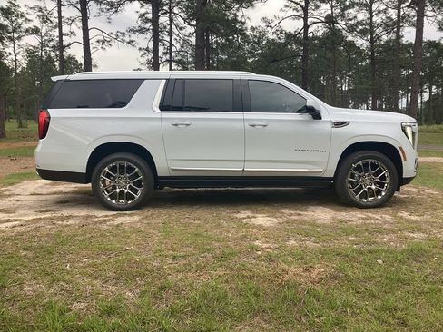 New 2026 GMC Yukon XL Denali w/ Advanced Technology Package RWD image 45