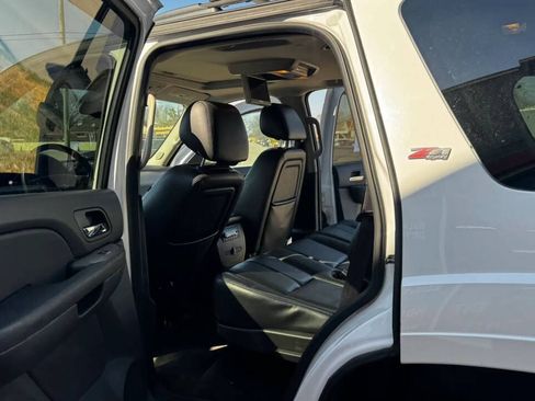 Used 2013 Chevrolet Tahoe LT AWD/4WD image 19