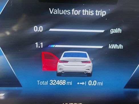 Used 2024 BMW 330e 330e image 19