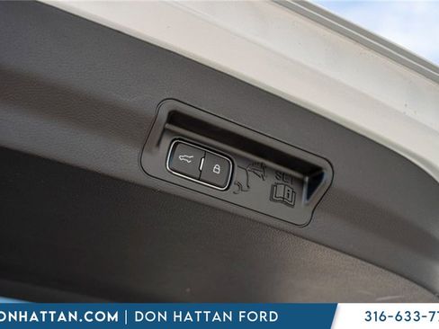 New 2026 Ford Explorer Active image 39