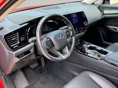 Used 2025 Lexus NX 250 FWD w/ Accessory Package (Z1) image 18