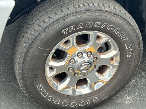 Used 2024 RAM 2500 Laramie w/ Safety Group AWD/4WD image 9