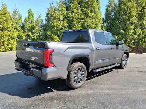 Used 2025 Toyota Tundra Platinum AWD/4WD image 3