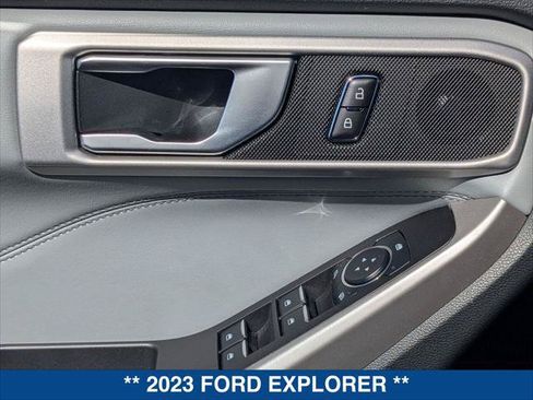Used 2023 Ford Explorer XLT w/ Equipment Group 202A AWD/4WD image 11