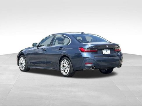 Used 2025 BMW 330i xDrive Sedan w/ Premium Package AWD/4WD image 5