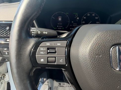 Used 2024 Honda CR-V Sport Touring image 21