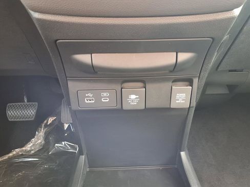 New 2026 Honda Odyssey Elite image 8