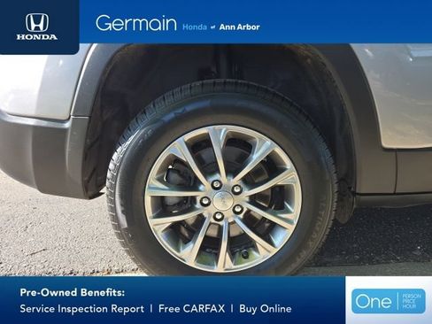 Used 2020 Jeep Cherokee Latitude Lux w/ Trailer Tow Group AWD/4WD image 10