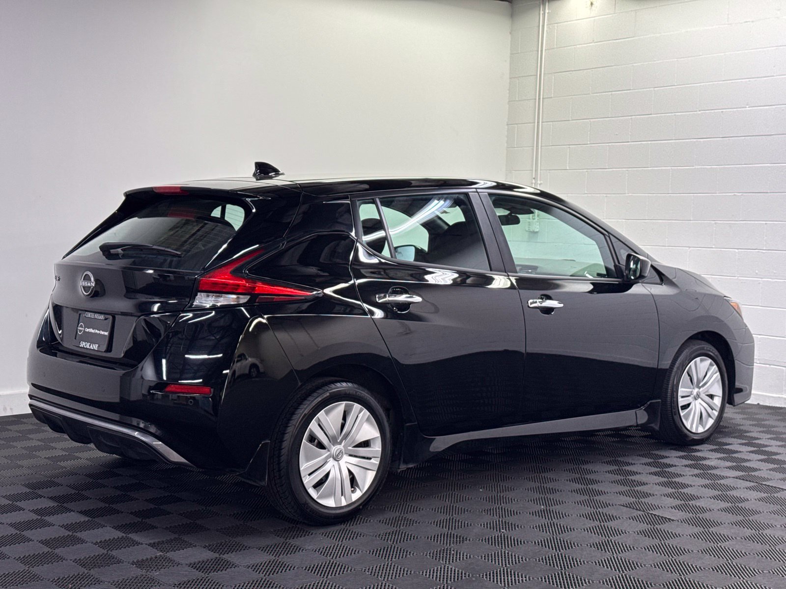 Certified 2023 Nissan Leaf S FWD image 2