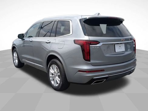 Used 2025 Cadillac XT6 Luxury image 7