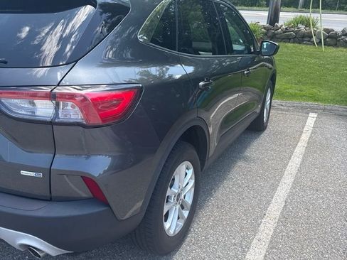 Used 2020 Ford Escape SE AWD/4WD image 3