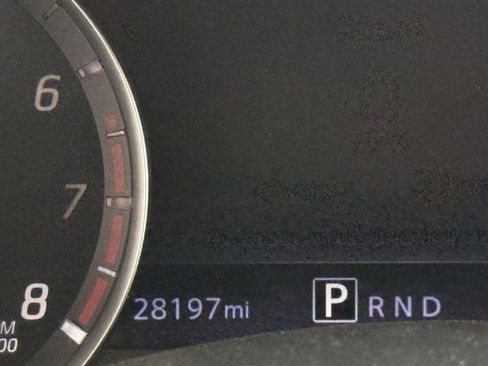 Used 2023 Nissan Titan SV AWD/4WD image 21