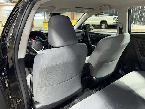 Certified 2018 Toyota Corolla L image 25