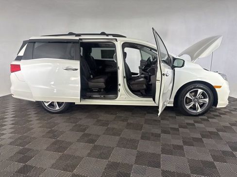 Used 2019 Honda Odyssey Touring image 16