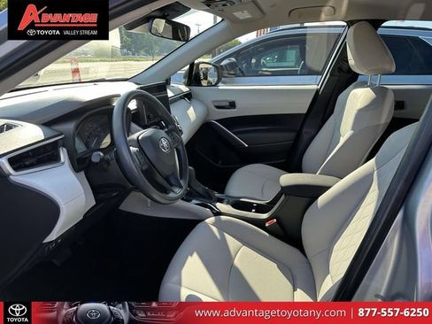 Used 2023 Toyota Corolla Cross L AWD/4WD image 18