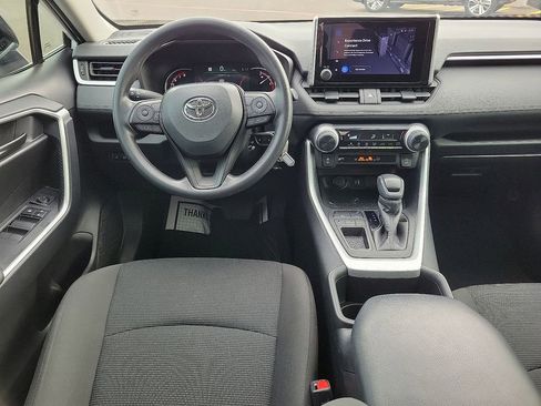 Used 2024 Toyota RAV4 LE image 10