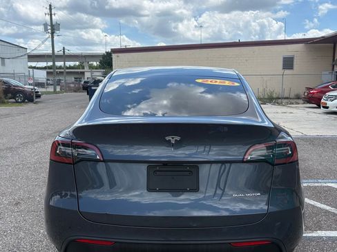 Used 2023 Tesla Model Y AWD image 4