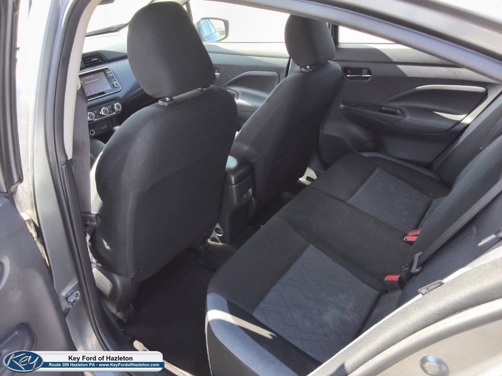 Used 2025 Nissan Versa SV FWD image 13
