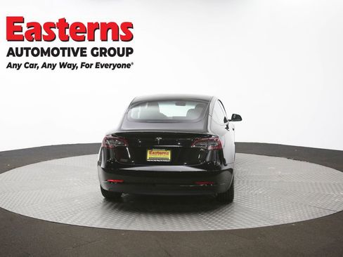 Used 2023 Tesla Model 3 Standard Range image 34