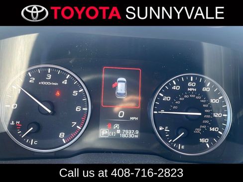 Used 2024 Subaru Crosstrek 2.0i Premium w/ Popular Package #4 AWD/4WD image 3