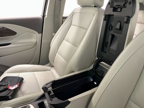 Used 2019 GMC Terrain Denali w/ Driver Alert Package II image 34