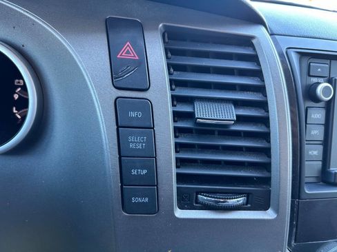 Used 2016 Toyota Sequoia Limited image 23