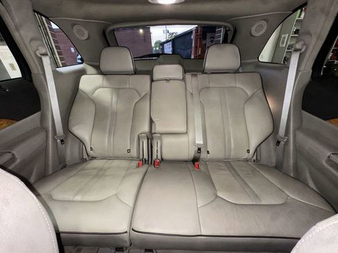 Used 2013 Lincoln MKX AWD image 25